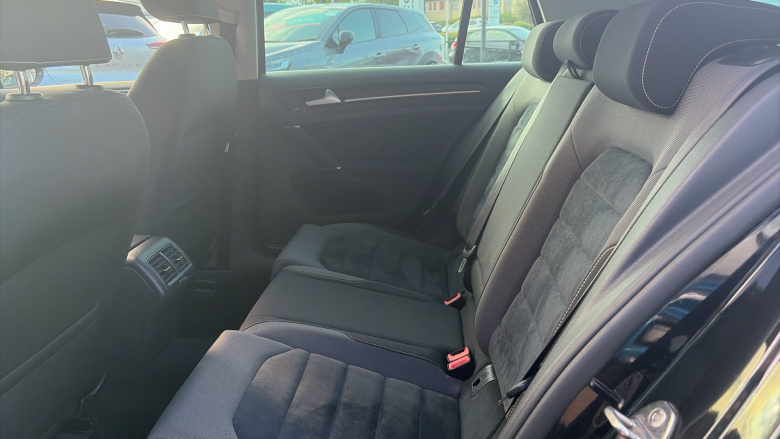 Volkswagen Golf 2.0 TDI GT Edition 5dr DSG Diesel Hatchback